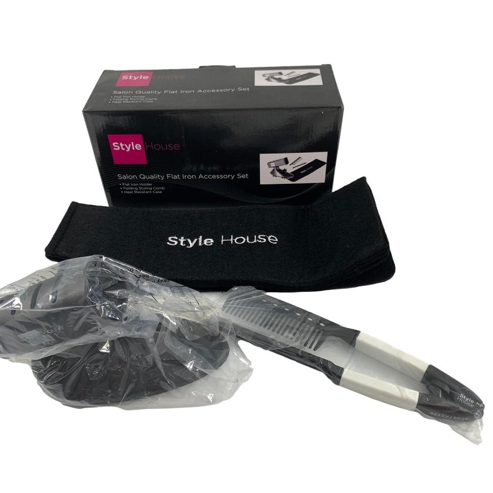 Style House Salon Quality Flat Iron Accessory Set New in Box